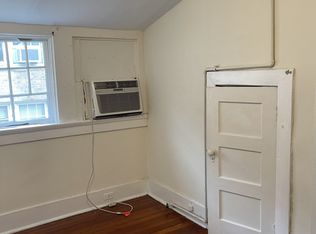 7819 St Charles Ave., New Orleans, LA 70118