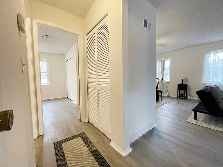 11004 NW Player Dr — Photo 17