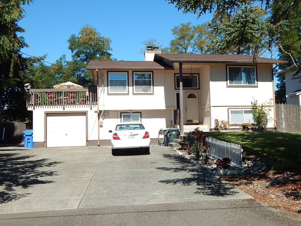 1st image of 245 163rd St S