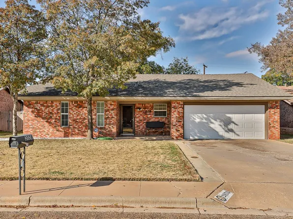 2028 Longhorn Dr, Levelland, TX 79336