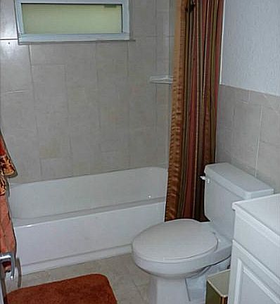 4th image of 3260 NE 19th Ave APT 5