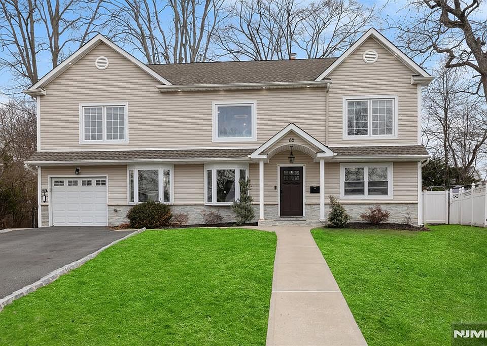1st image of 65 Clinton Park Dr