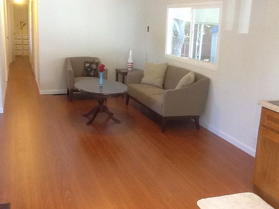 4th image of 9954 Froom Cir