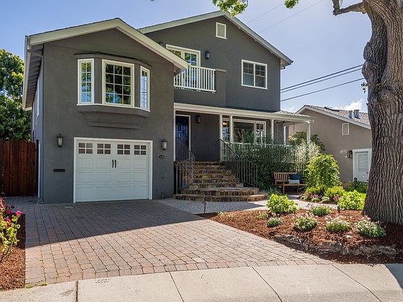 2nd image of 1533 Meadow Ln
