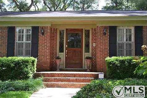 2nd image of 2402 Blarney Dr #5