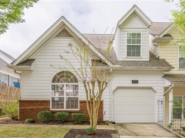 1052 Pike Forest Ct, Lawrenceville, GA 30045