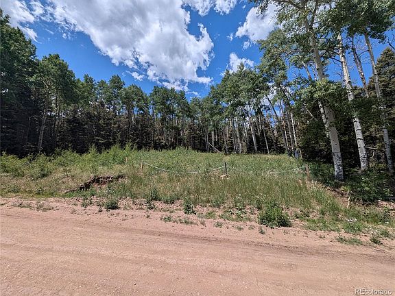 2nd image of 3070 Henderson Drive