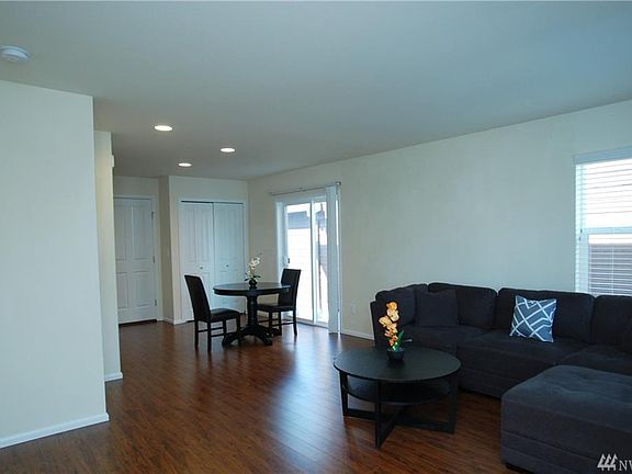 2nd image of 8705 Oslo Ln NE