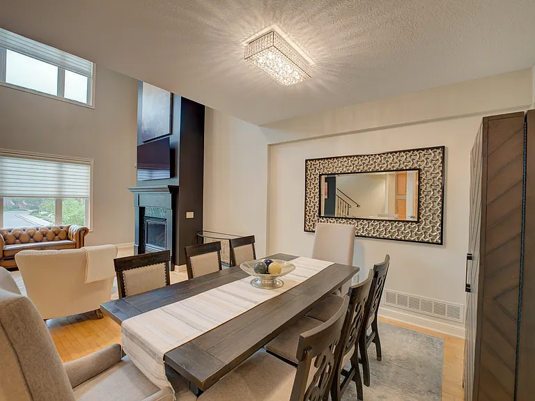 8 Astor Pl — Photo 16