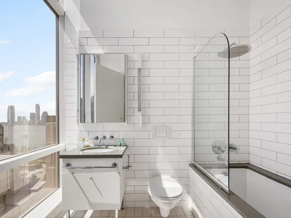 330 Spring Street PH image 21 of 21