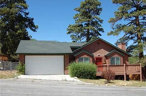 1st image of 628 Villa Grove Ave