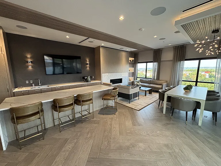 737 Swann Ave #206 — Photo 22