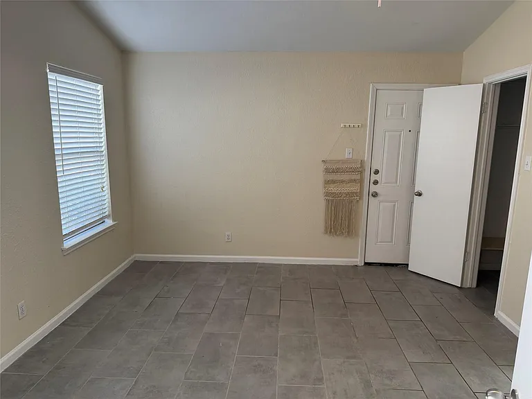 507 Cutty Trl #B — Photo 13