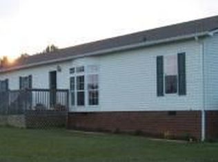 1336 Meadow Acre Rd, Moneta, VA 24121