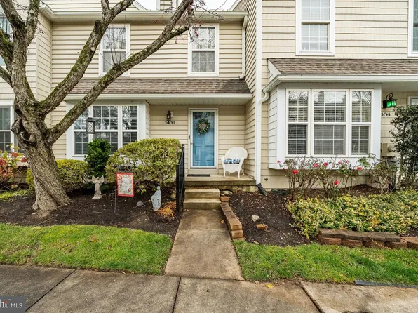 1406 Harbour Ridge Ln, Downingtown, PA 19335