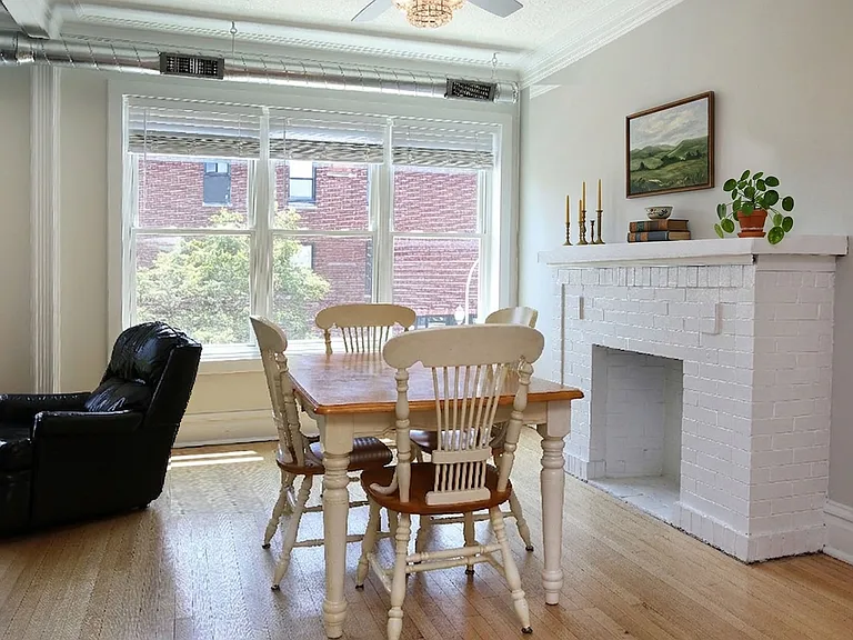 Virtual picture of the living/dining/family room as seen from the entry door.