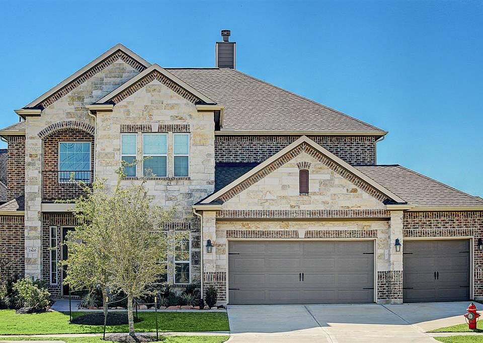 1st image of 2420 Trocadero Ln