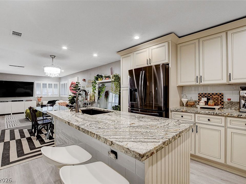 1st image of 4425 Woodpine Dr Unit 105