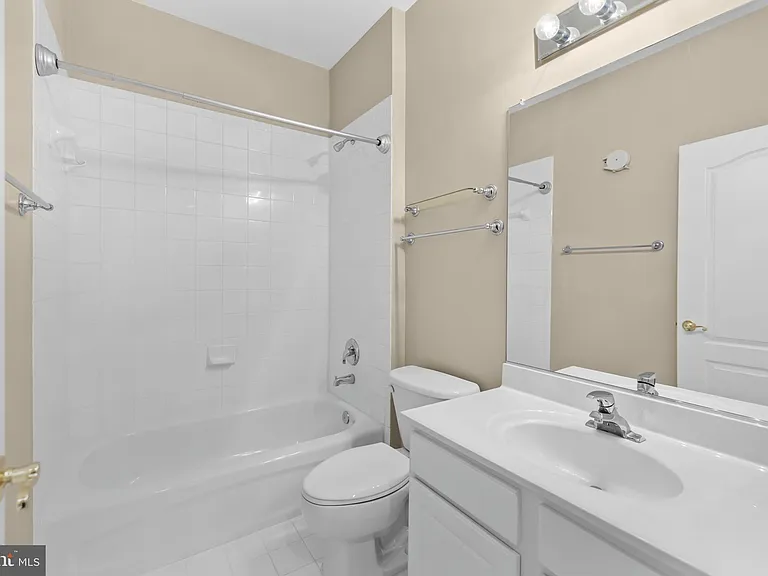 5237 Bessley Pl — Photo 71