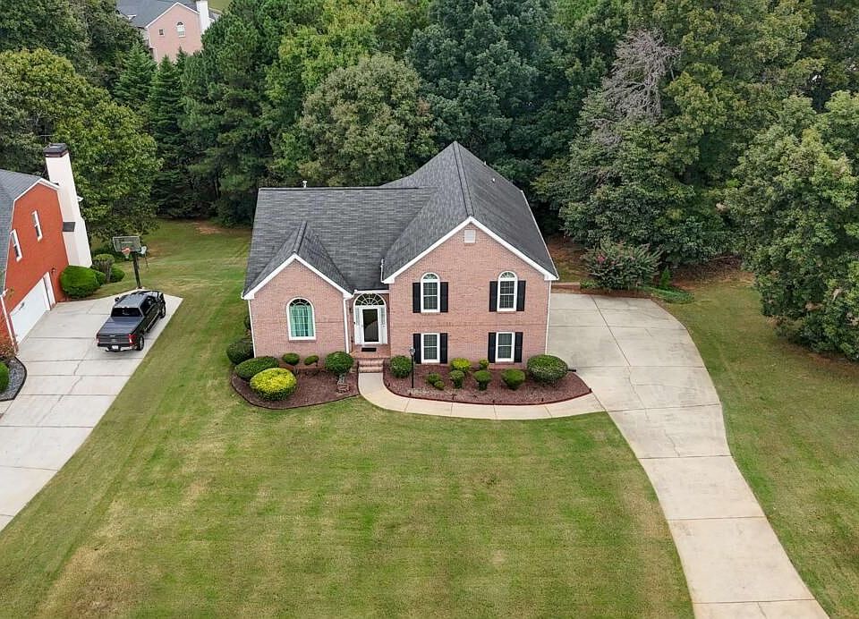 1st image of 3073 Virginia Pl