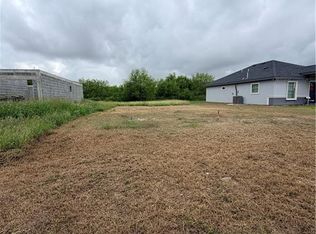 37 Pinehurst St, Weslaco, TX 78596