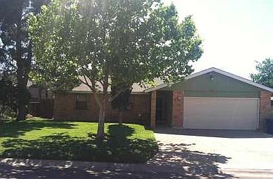 2nd image of 107 Los Fresnos Loop