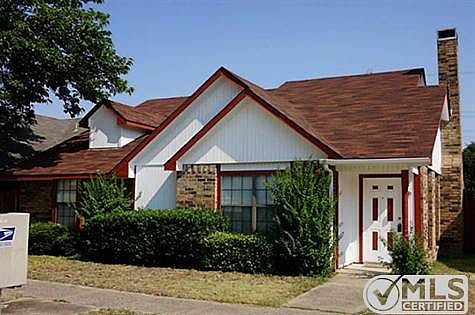 1st image of 1029 Wyland Dr