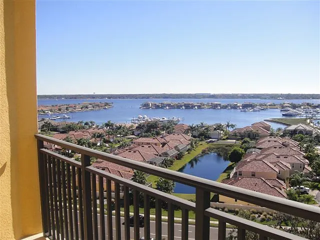 501 Haben Blvd #904