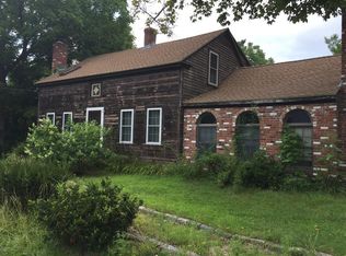 7 Cole Ave, Sutton, MA 01590