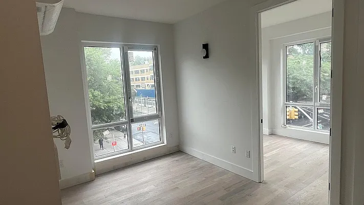Living room, photo 2