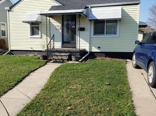 1042 Electric St, Wyandotte, MI 48192