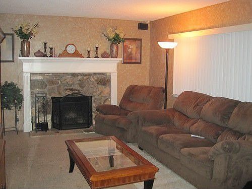 1st image of 7957 Azalea Dr