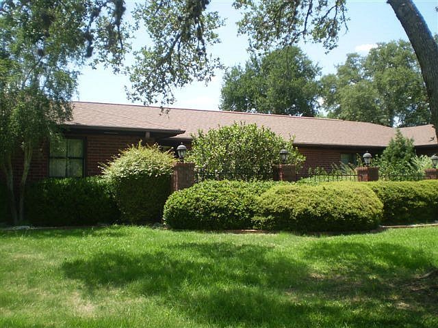 1st image of 100 Corrie Ct