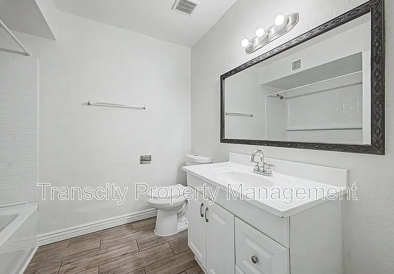 4328 E Saint Catherine Ave — Photo 14