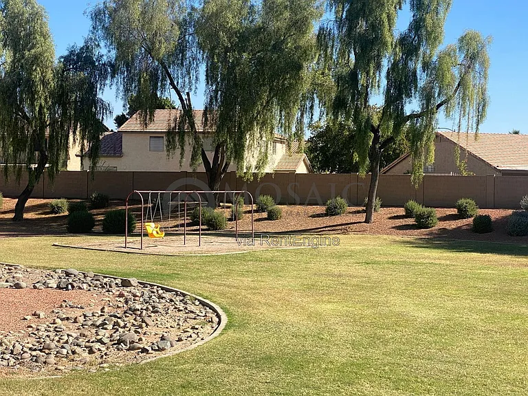 15807 W Marconi Ave — Photo 27