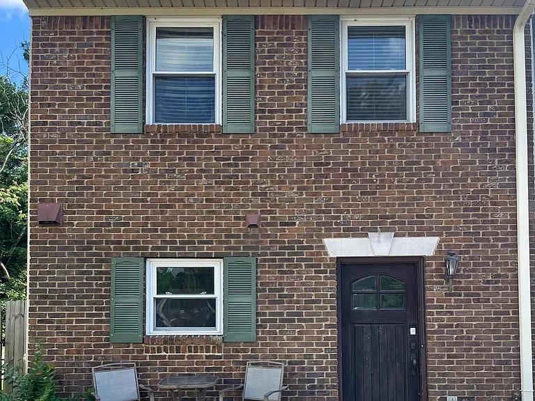 705 Cedar Crest Dr — Photo 1