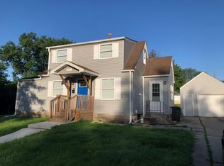 1321 Iowa St, Cedar Falls, IA 50613