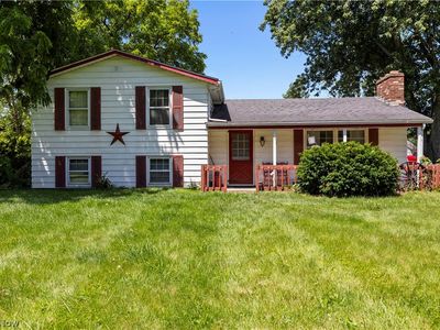 8134 Oberlin Rd, Elyria, OH, 44035