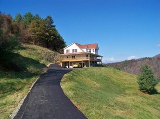 4723 Pleasant Grove Rd, Galax, VA 24333