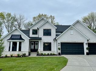 16968 Helens Woods Ct, Chesterfield, MO 63005