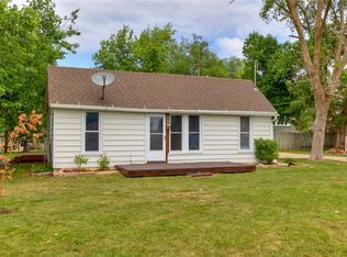 305 NE 3rd St, Grimes, IA 50111