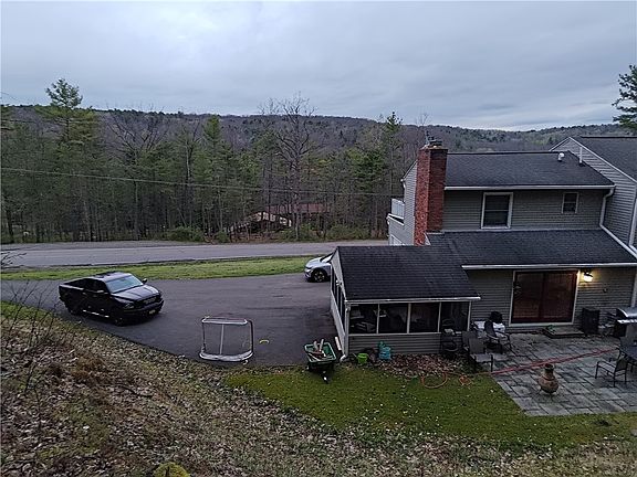 5th image of 2622 Powderhouse Rd