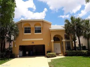5538 NW 106th Dr, Pompano Beach, FL 33076