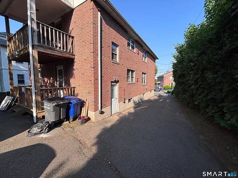 95-97 Grandview Ter — Photo 24