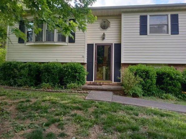 529 Old Gray Station Rd, Johnson City, TN 37615