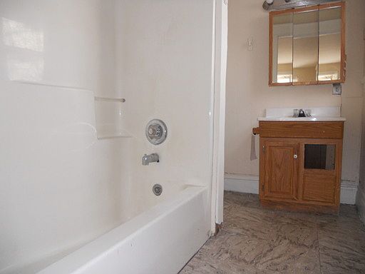 5th image of 135 Fair St SE