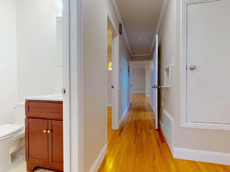 31 Crestline Ave — Photo 10