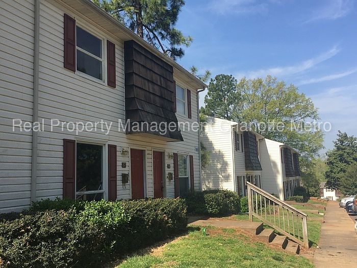 2nd image of 7957 Shady Oak Tl #54