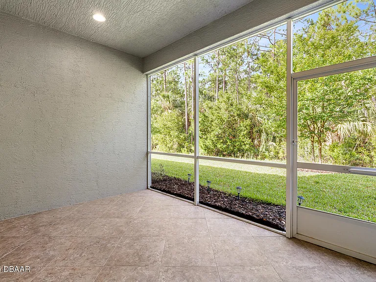 829 Pinewood Dr — Photo 32