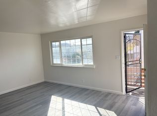 1074 65th St, Emeryville, CA 94608